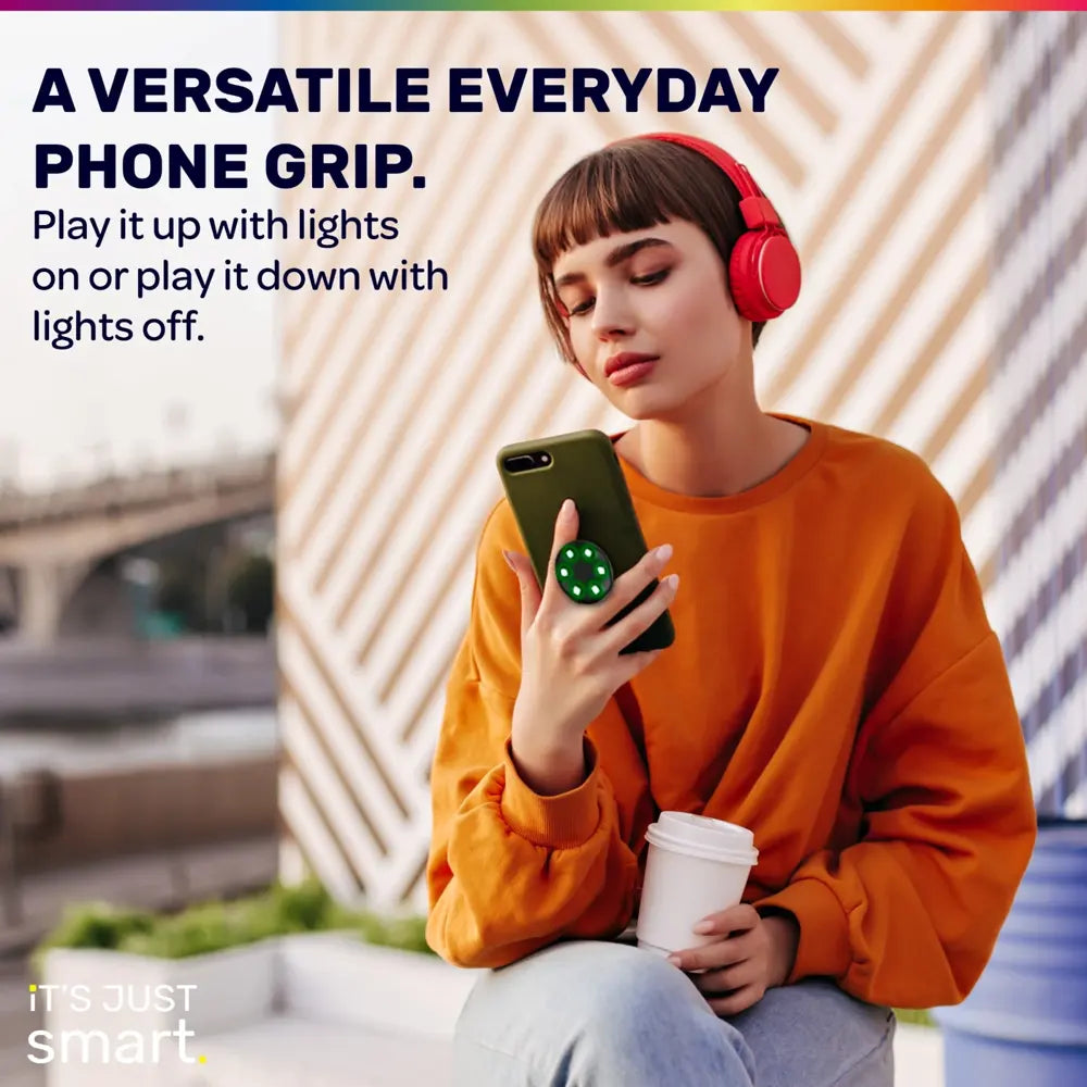 Brightgrip green lights on a phone used outdoors